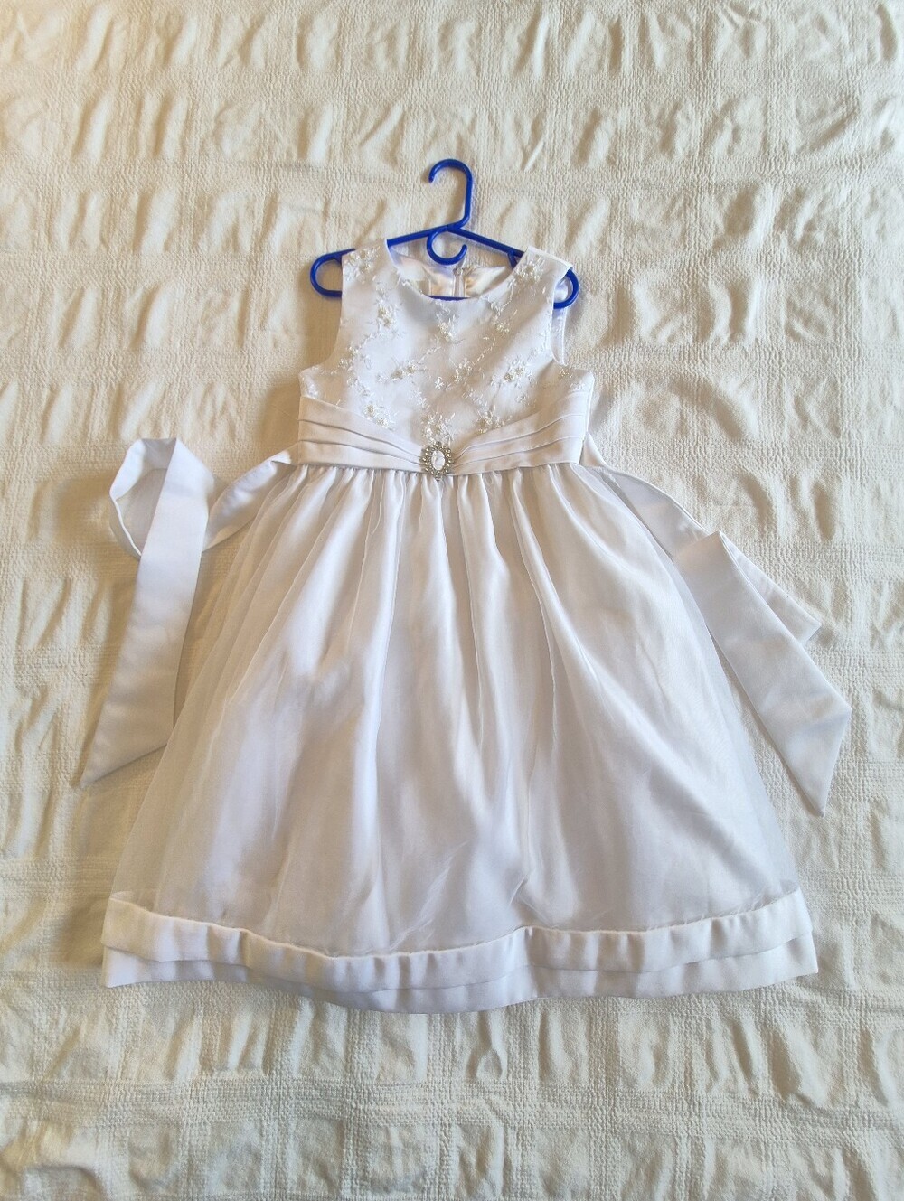American Princes girls size 7 white 1st Communion or Flower Girl dress GUC